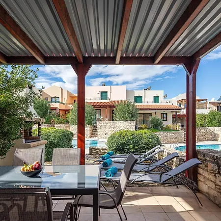 Βίλα Lea, Stylish, With Common Pool