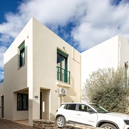 Lea, Stylish, With Common Pool * Χανιά