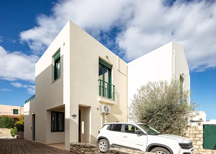 Lea, Stylish, With Common Pool * Χανιά