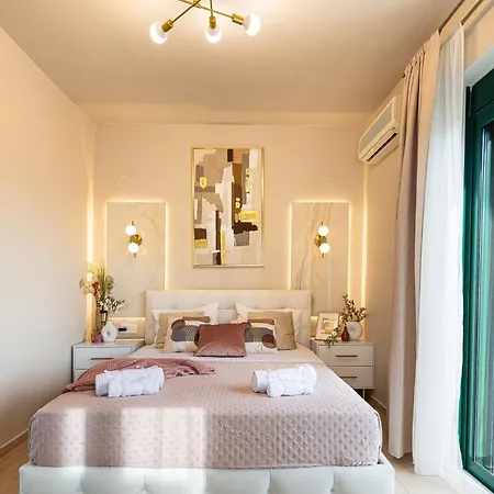 Lea, Stylish, With Common Pool Вилла *